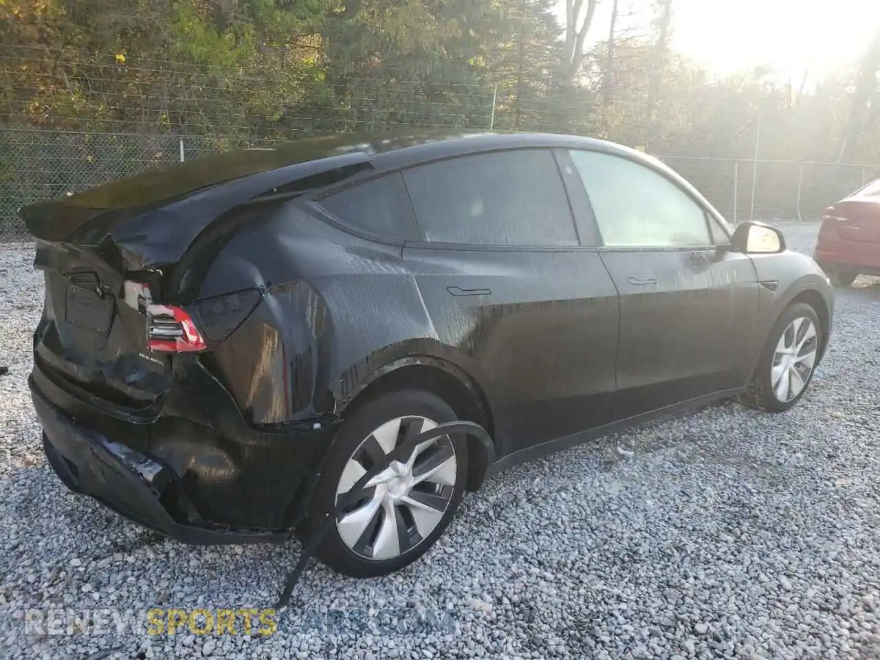 3 Photograph of a damaged car 5YJYGDEE0MF187385 TESLA MODEL Y 2021