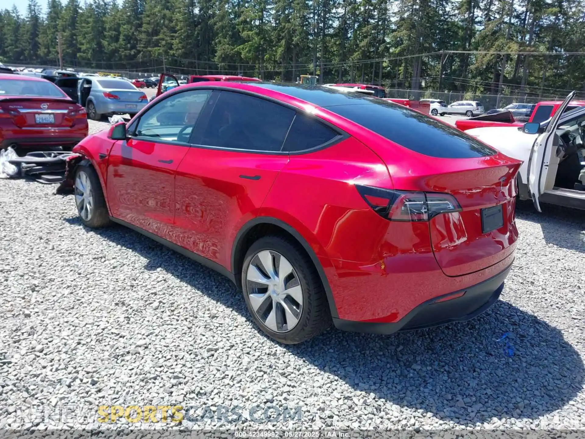 3 Photograph of a damaged car 5YJYGDEE0MF195552 TESLA MODEL Y 2021