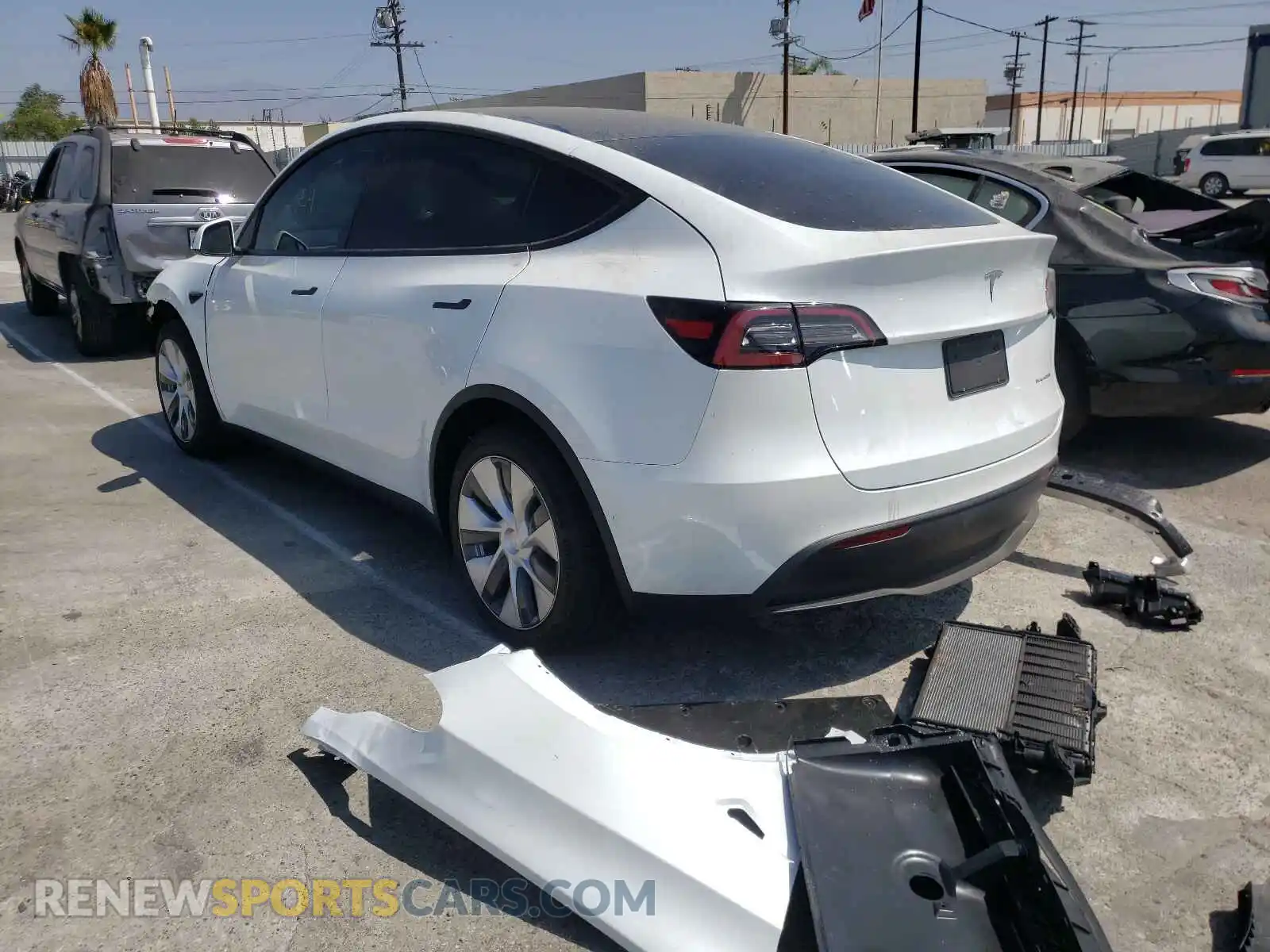 3 Photograph of a damaged car 5YJYGDEE0MF207019 TESLA MODEL Y 2021