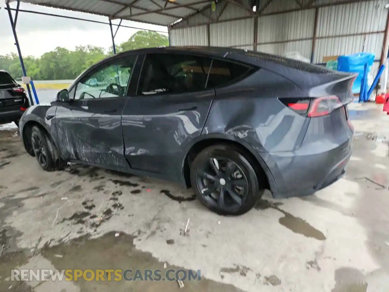 2 Photograph of a damaged car 5YJYGDEE0MF229022 TESLA MODEL Y 2021