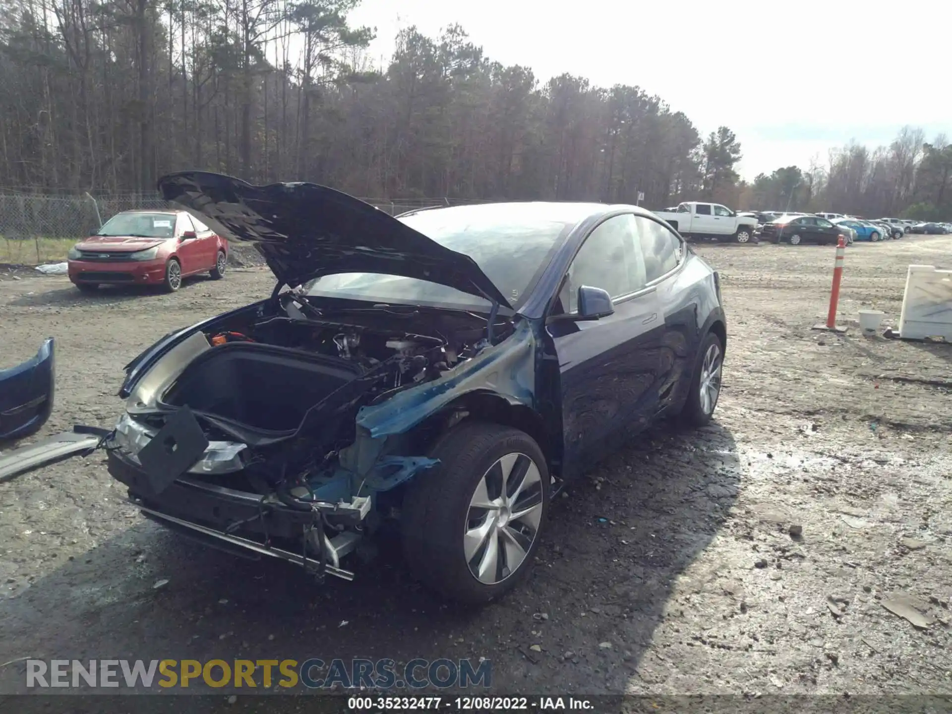 2 Photograph of a damaged car 5YJYGDEE0MF229053 TESLA MODEL Y 2021