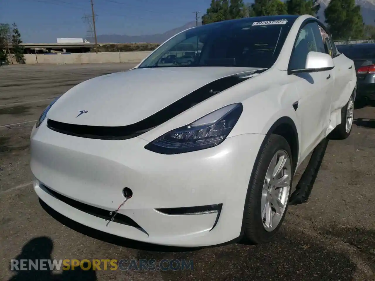 2 Photograph of a damaged car 5YJYGDEE0MF271044 TESLA MODEL Y 2021