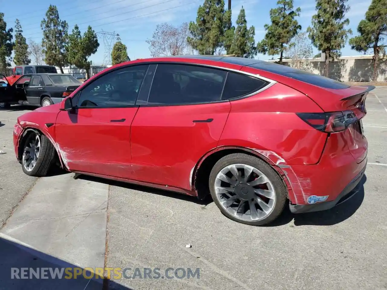 2 Photograph of a damaged car 5YJYGDEE0MF274932 TESLA MODEL Y 2021