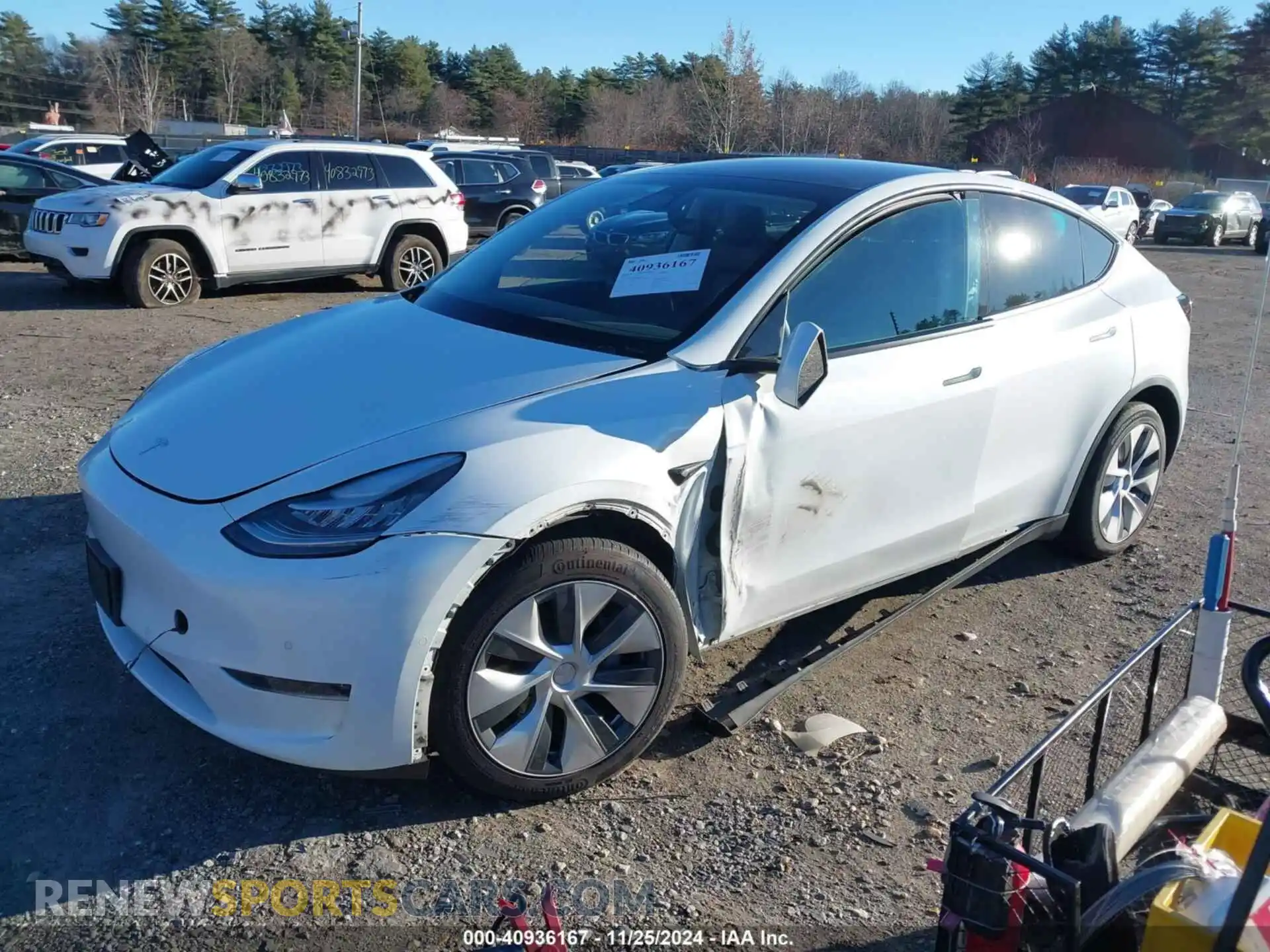 2 Photograph of a damaged car 5YJYGDEE1MF060872 TESLA MODEL Y 2021