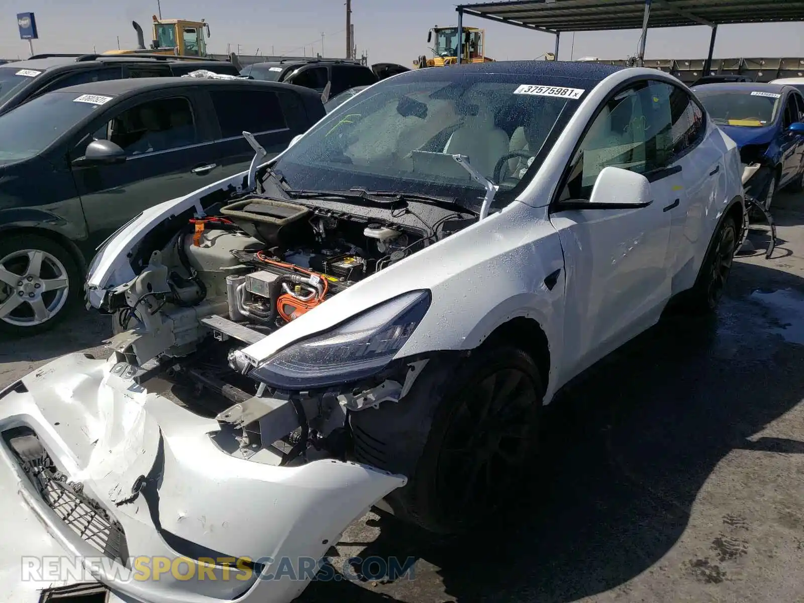 2 Photograph of a damaged car 5YJYGDEE1MF068535 TESLA MODEL Y 2021