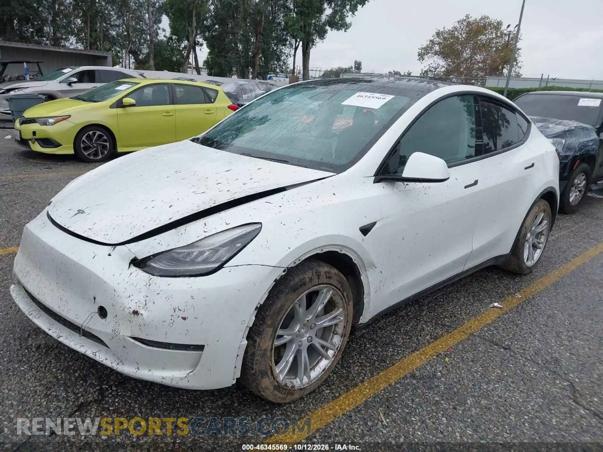 2 Photograph of a damaged car 5YJYGDEE1MF078546 TESLA MODEL Y 2021