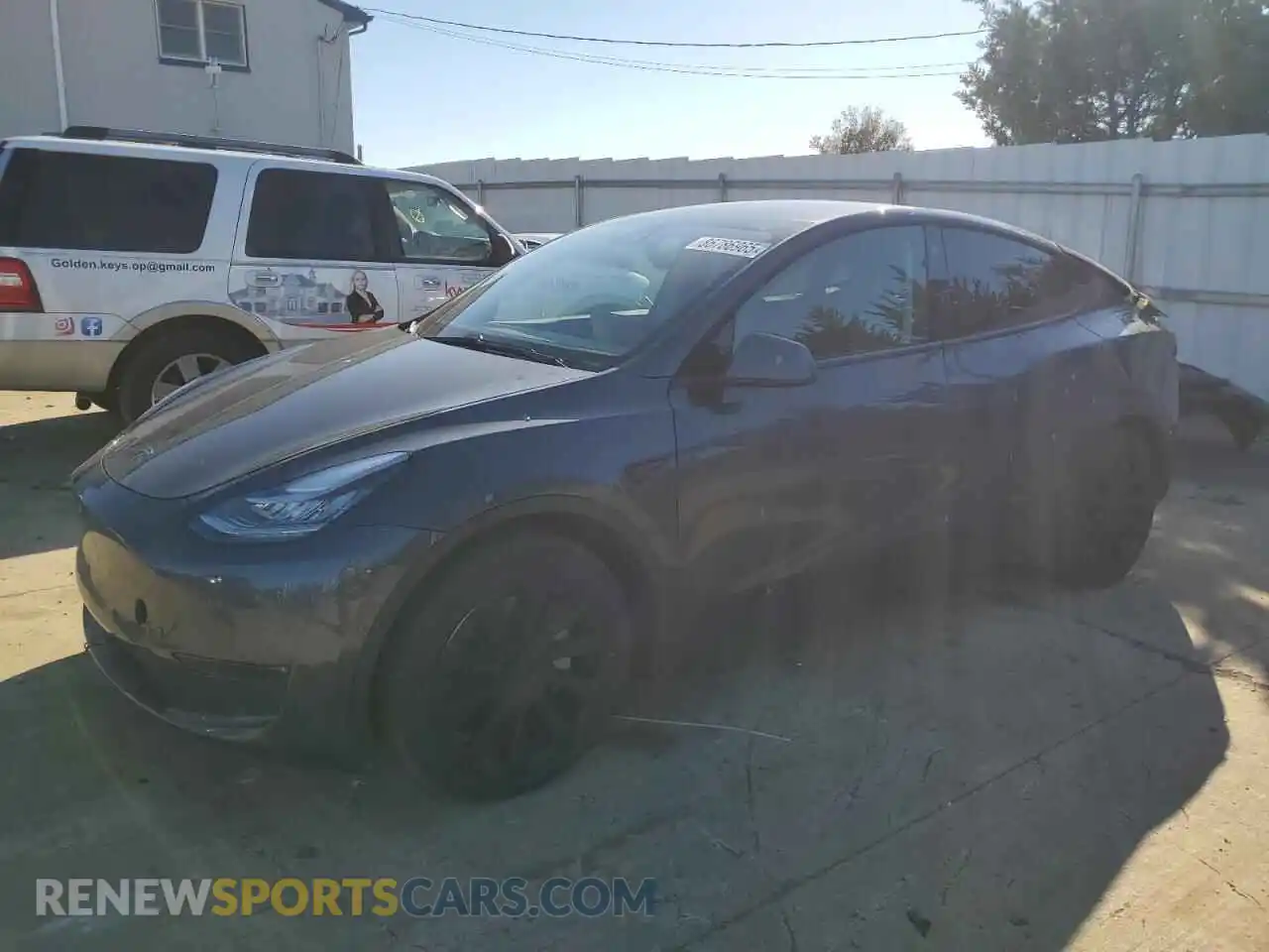 1 Photograph of a damaged car 5YJYGDEE1MF080295 TESLA MODEL Y 2021