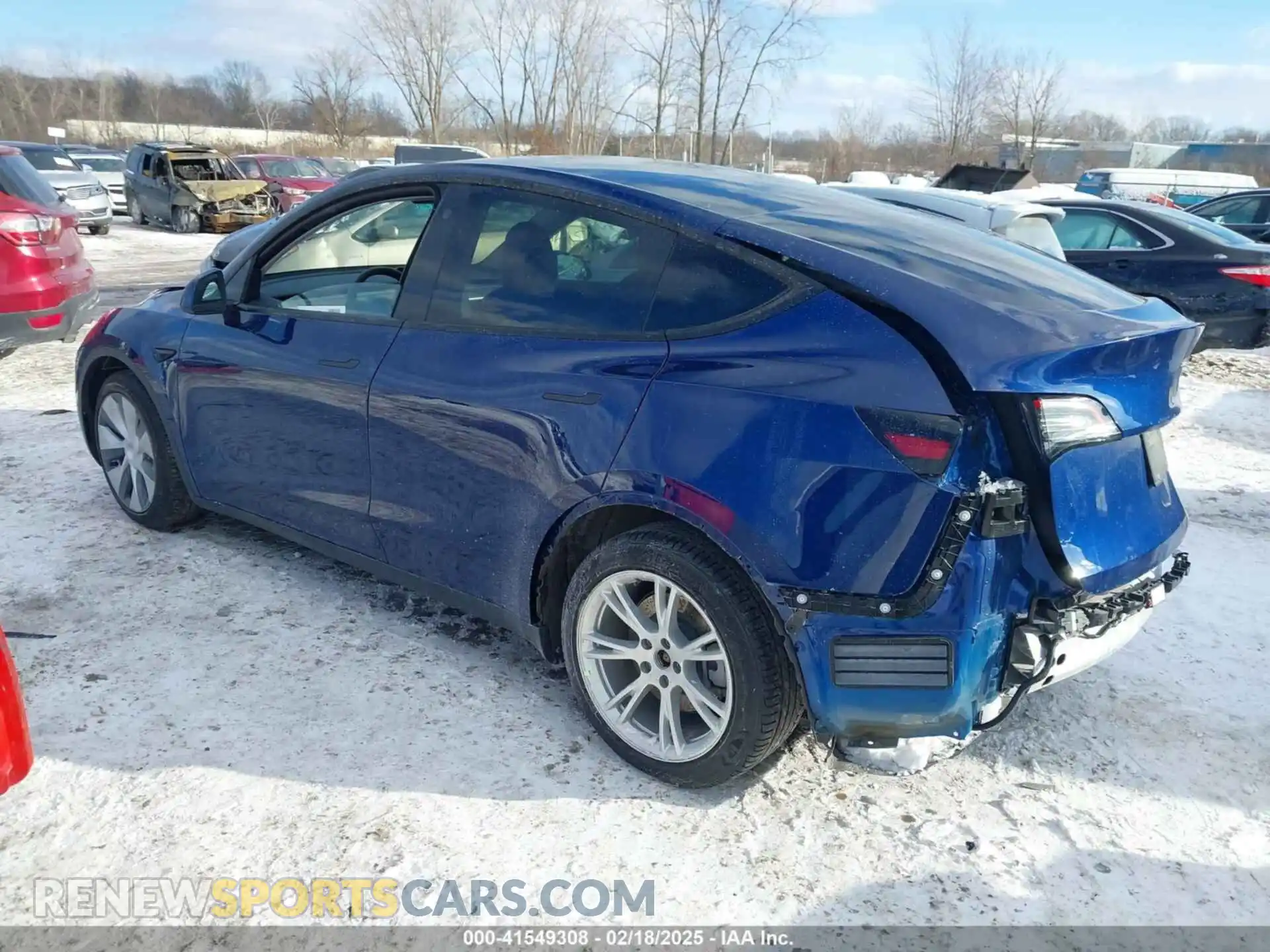 3 Photograph of a damaged car 5YJYGDEE1MF083780 TESLA MODEL Y 2021