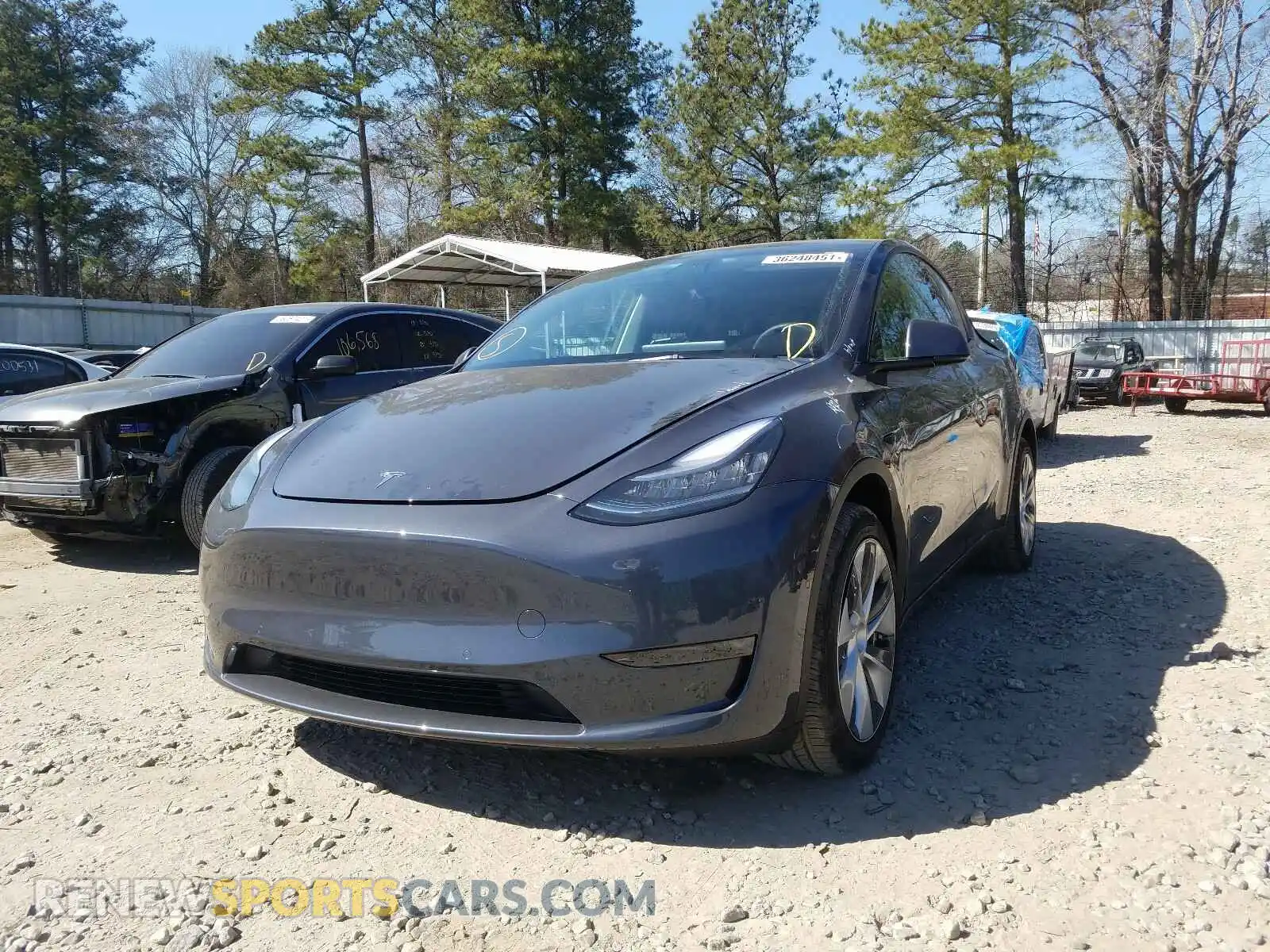 2 Photograph of a damaged car 5YJYGDEE1MF086713 TESLA MODEL Y 2021