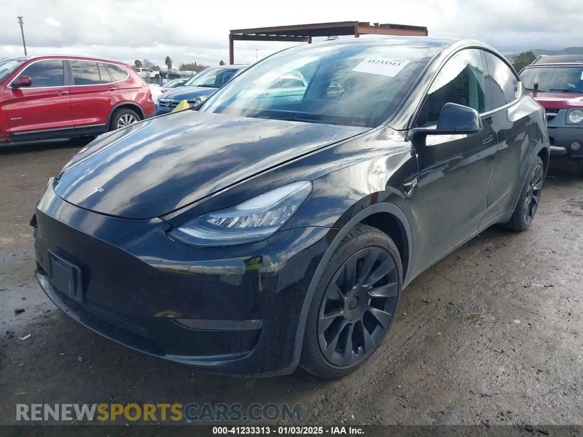 2 Photograph of a damaged car 5YJYGDEE1MF092558 TESLA MODEL Y 2021