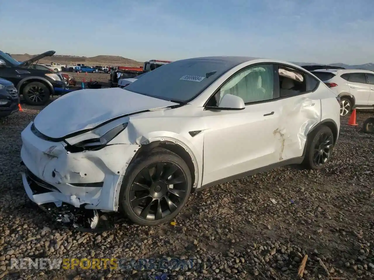 1 Photograph of a damaged car 5YJYGDEE1MF100366 TESLA MODEL Y 2021
