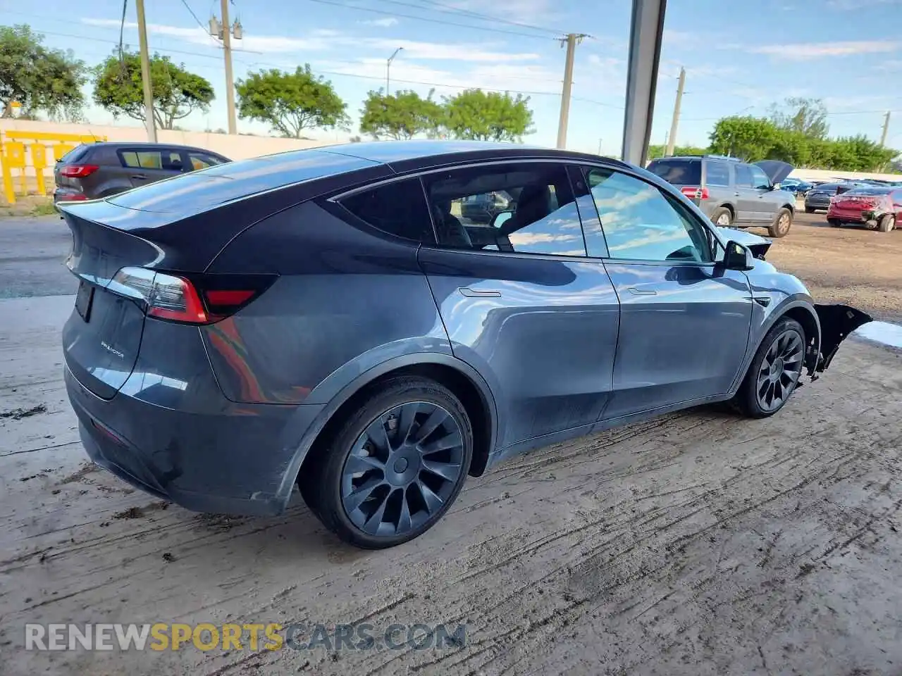 3 Фотография поврежденного автомобиля 5YJYGDEE1MF111478 TESLA MODEL Y 2021