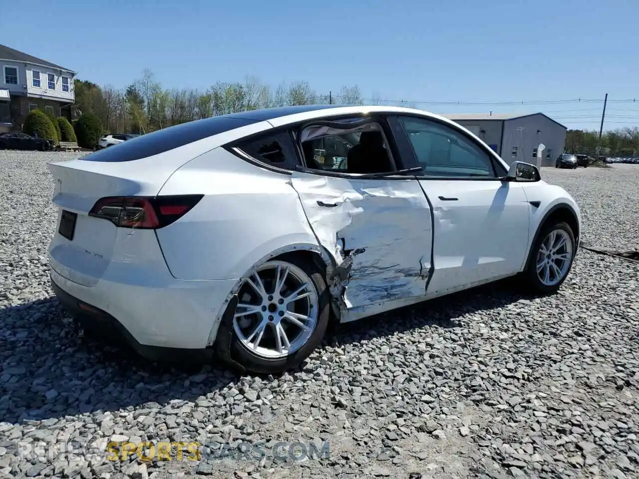3 Photograph of a damaged car 5YJYGDEE1MF119872 TESLA MODEL Y 2021