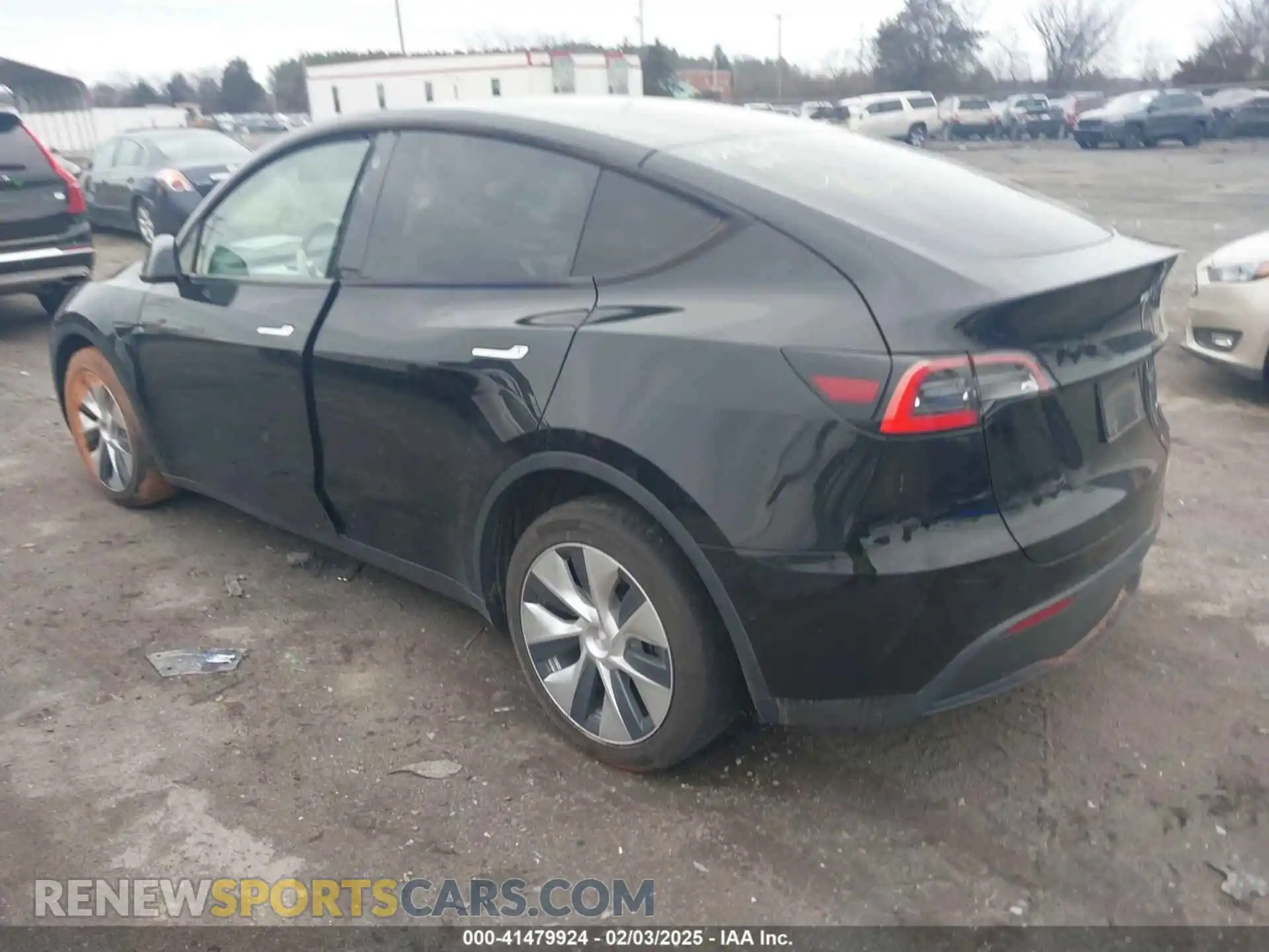 3 Photograph of a damaged car 5YJYGDEE1MF122996 TESLA MODEL Y 2021