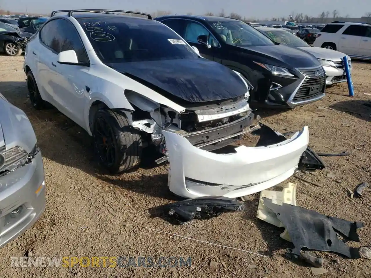 1 Photograph of a damaged car 5YJYGDEE1MF145016 TESLA MODEL Y 2021