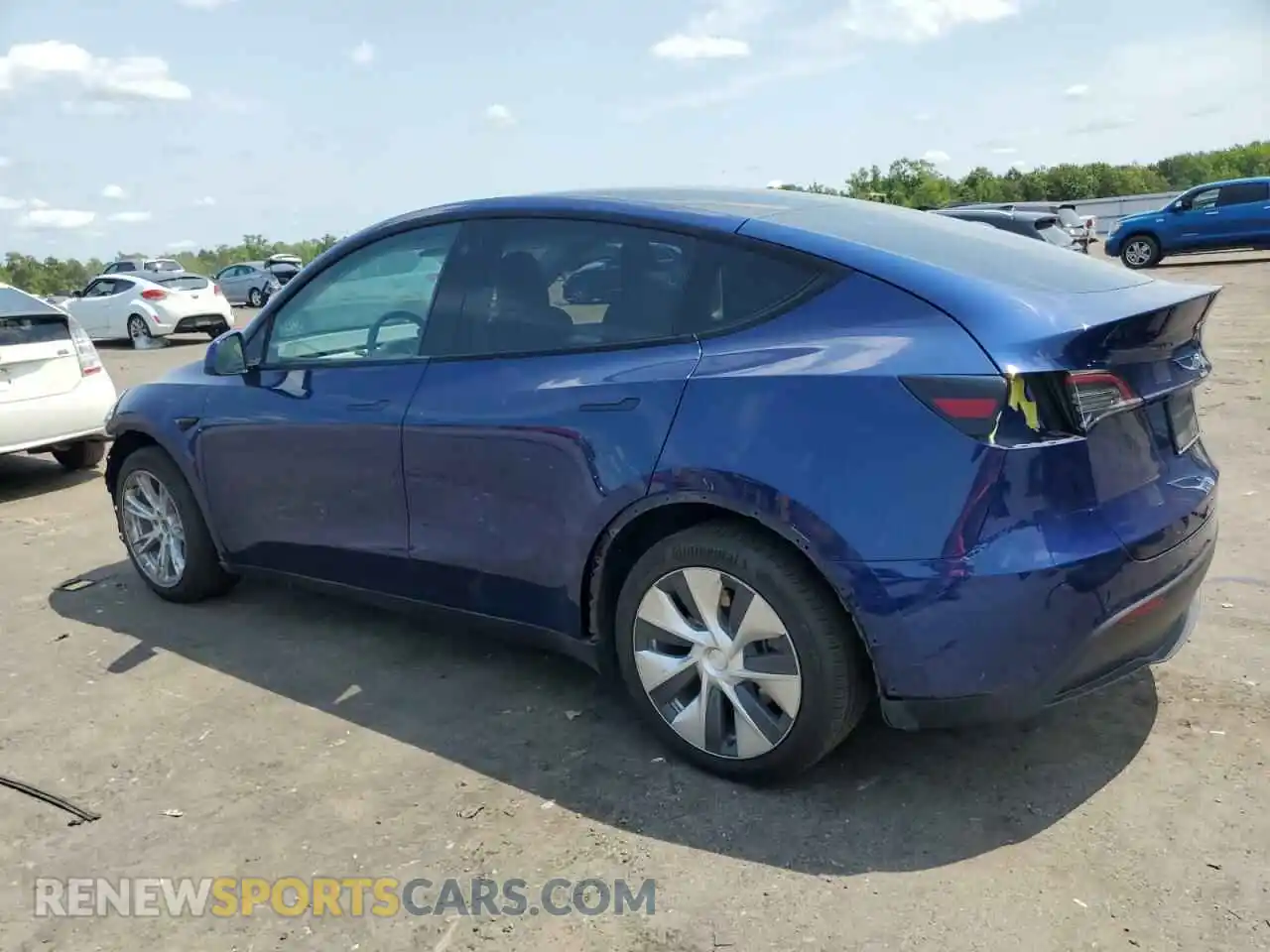 2 Photograph of a damaged car 5YJYGDEE1MF174810 TESLA MODEL Y 2021