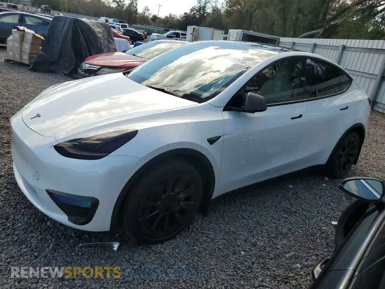 1 Photograph of a damaged car 5YJYGDEE1MF183684 TESLA MODEL Y 2021