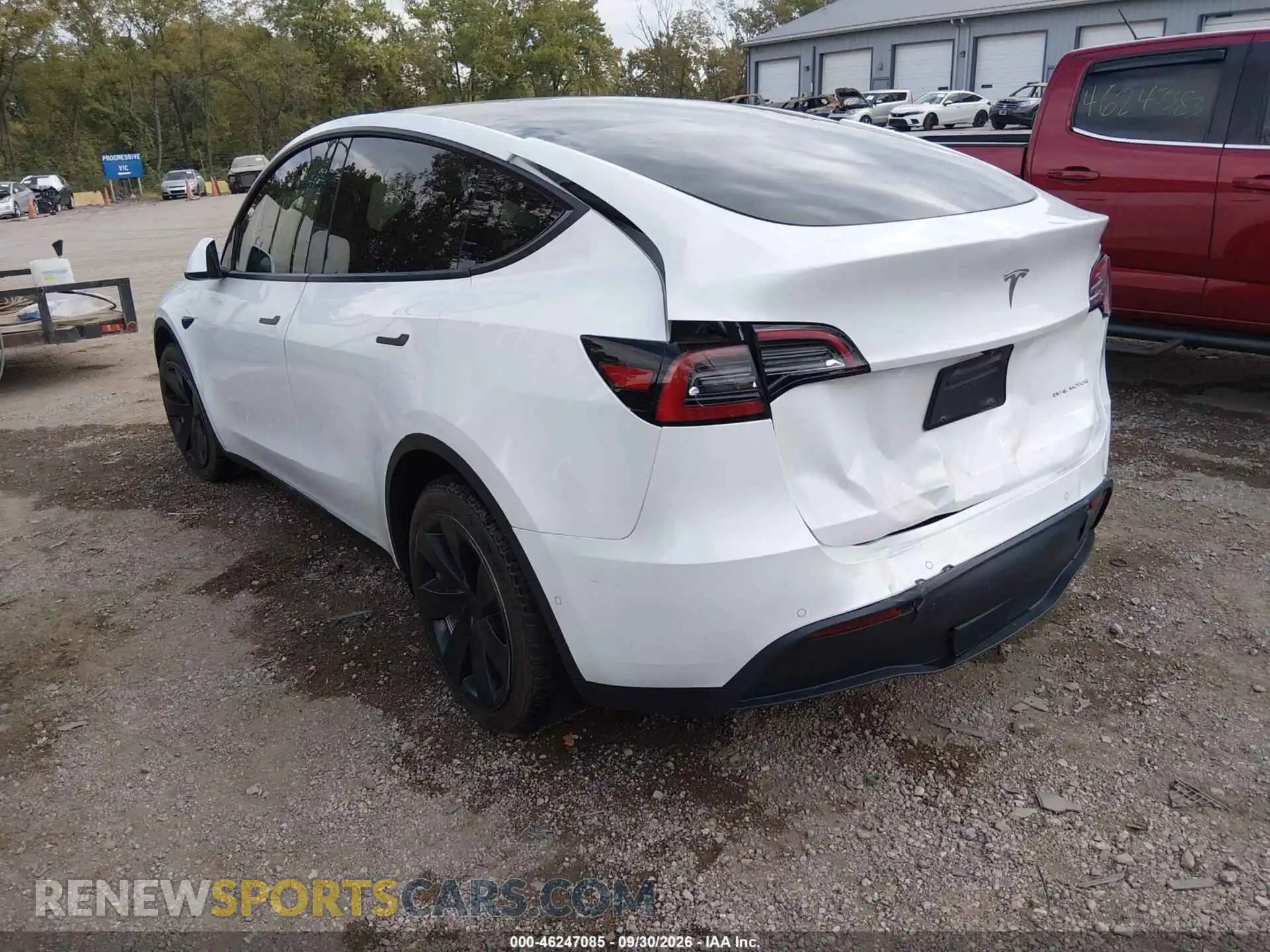 3 Photograph of a damaged car 5YJYGDEE1MF188853 TESLA MODEL Y 2021
