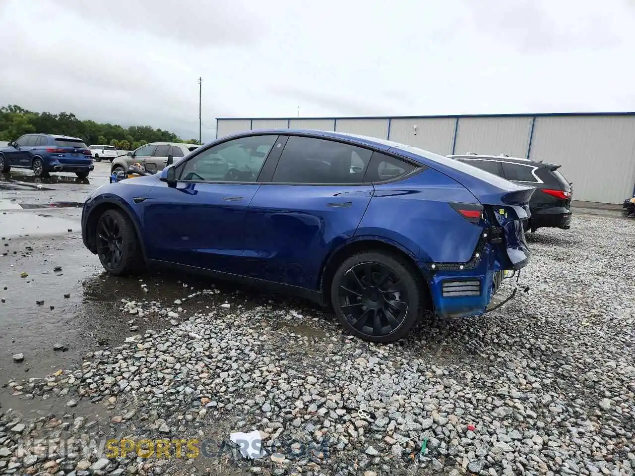 2 Photograph of a damaged car 5YJYGDEE1MF191901 TESLA MODEL Y 2021