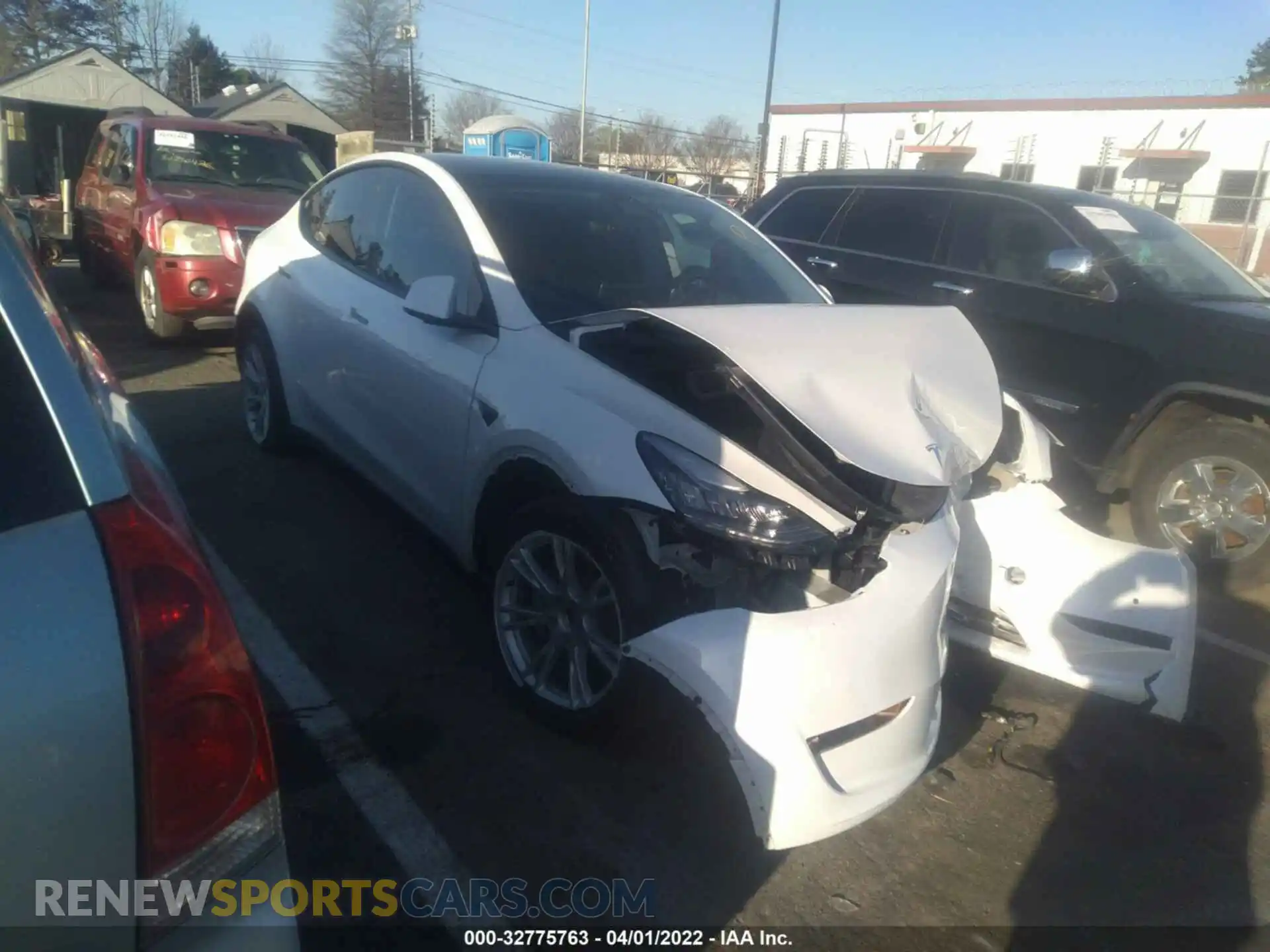 1 Photograph of a damaged car 5YJYGDEE1MF200256 TESLA MODEL Y 2021