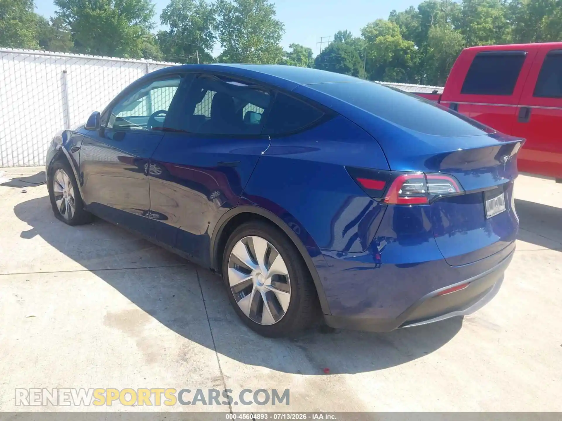 3 Photograph of a damaged car 5YJYGDEE1MF204940 TESLA MODEL Y 2021