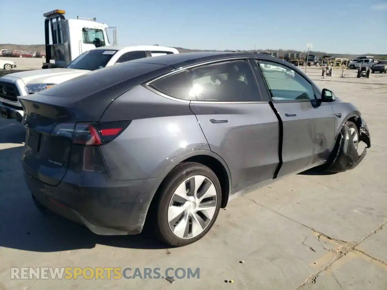 3 Photograph of a damaged car 5YJYGDEE1MF210138 TESLA MODEL Y 2021