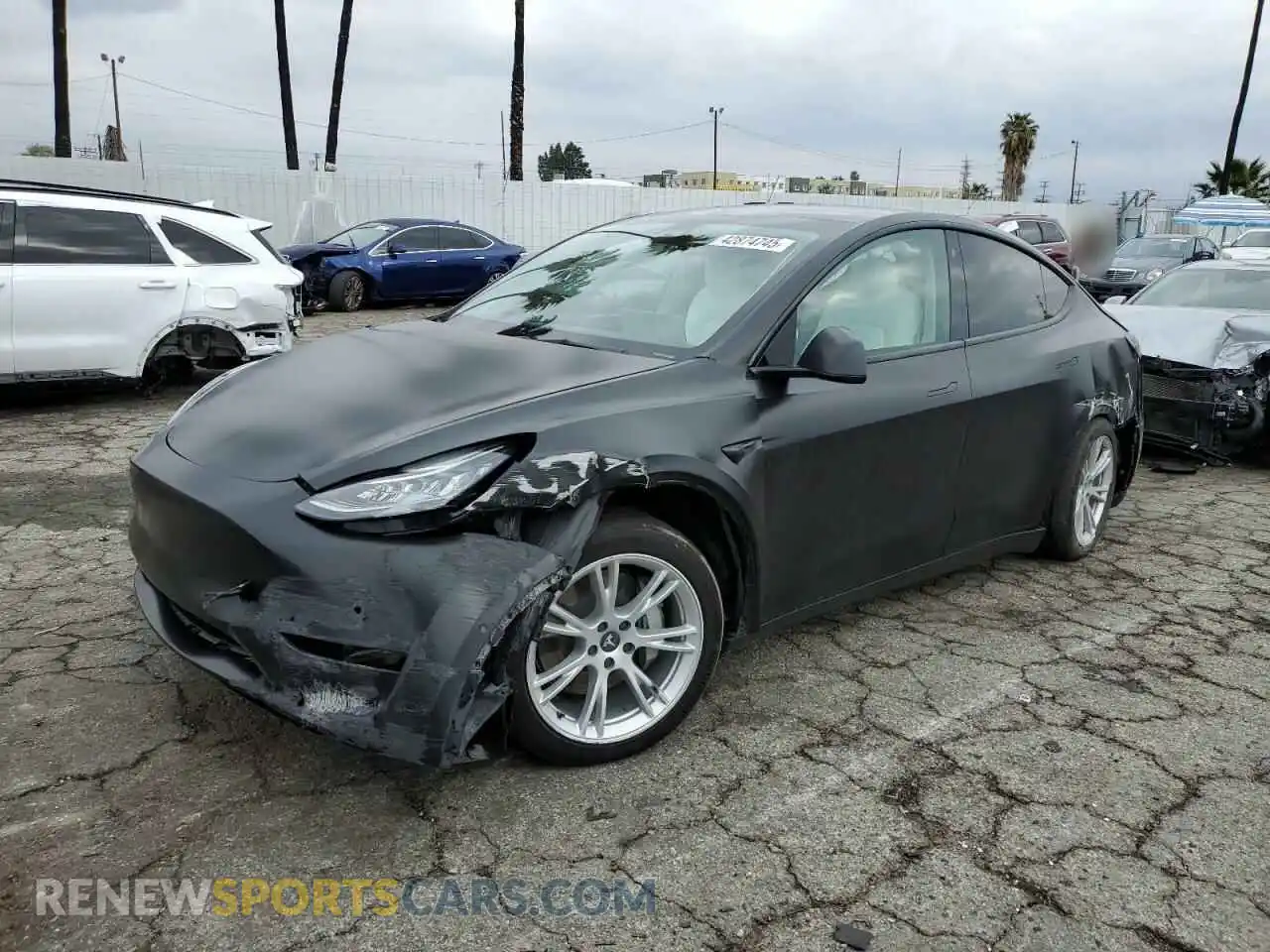 1 Photograph of a damaged car 5YJYGDEE1MF216120 TESLA MODEL Y 2021