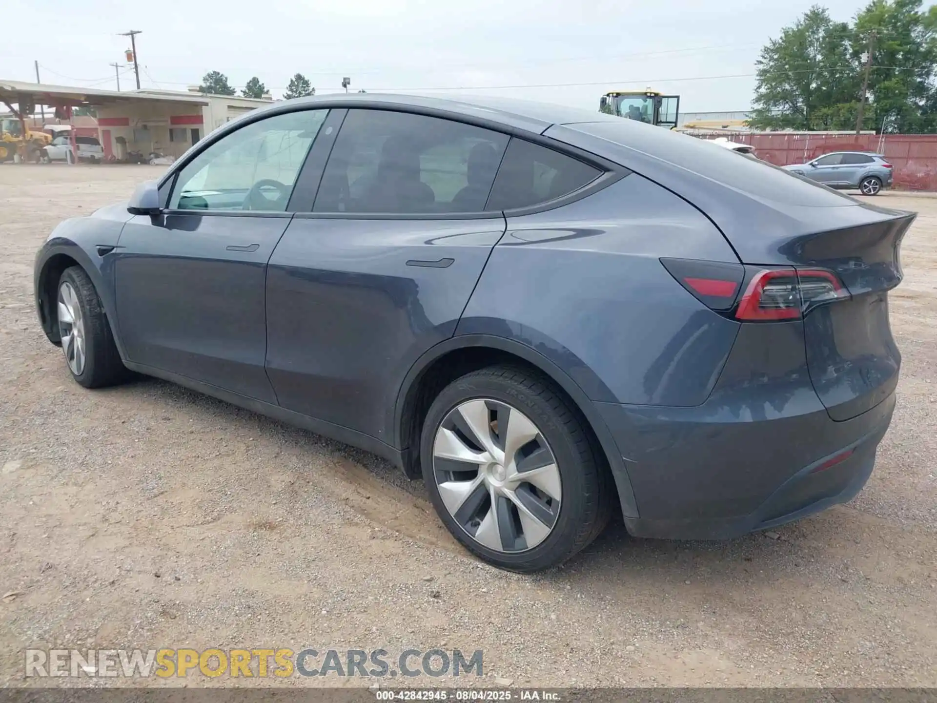 3 Photograph of a damaged car 5YJYGDEE1MF217624 TESLA MODEL Y 2021