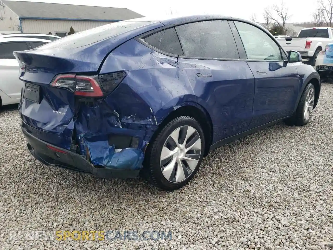 3 Photograph of a damaged car 5YJYGDEE1MF227800 TESLA MODEL Y 2021