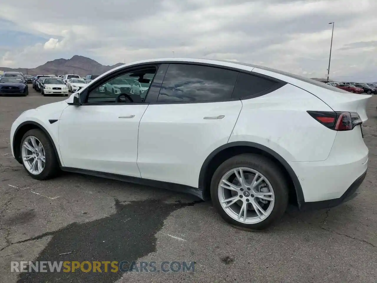 2 Photograph of a damaged car 5YJYGDEE1MF232253 TESLA MODEL Y 2021
