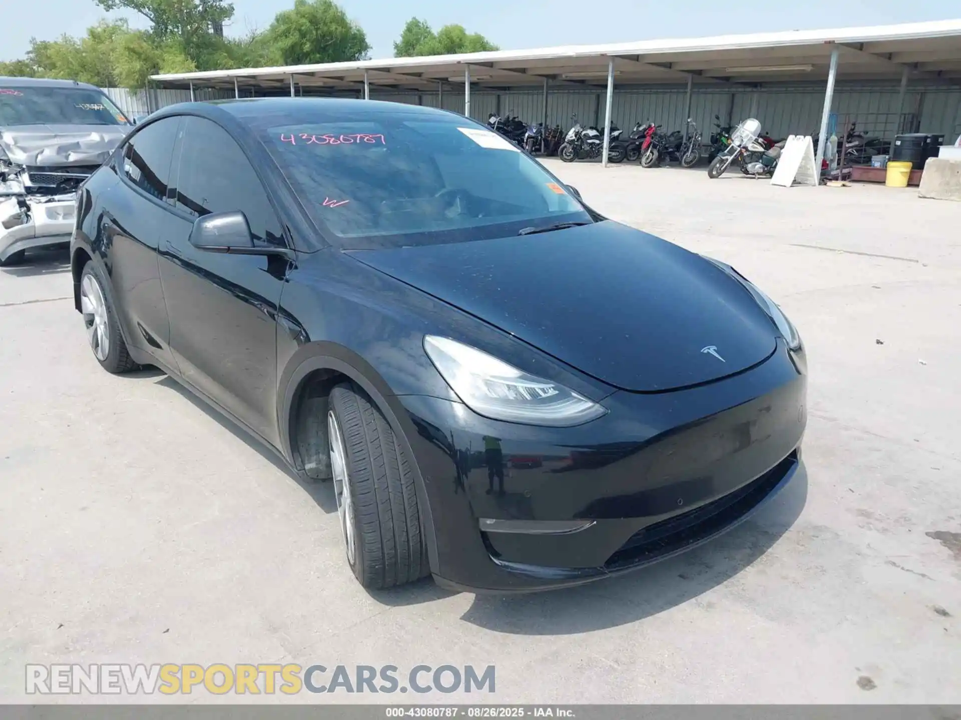 1 Photograph of a damaged car 5YJYGDEE1MF258528 TESLA MODEL Y 2021