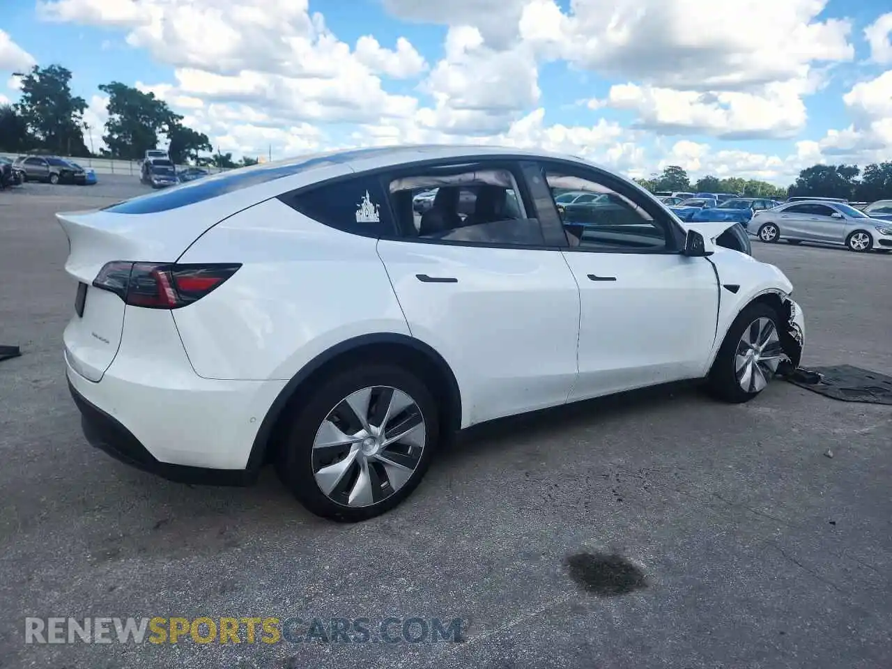 3 Photograph of a damaged car 5YJYGDEE1MF265723 TESLA MODEL Y 2021