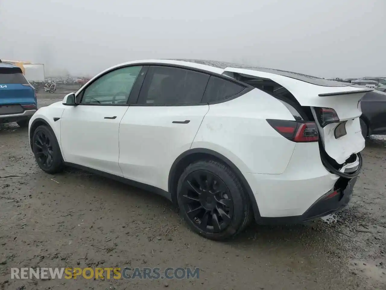 2 Photograph of a damaged car 5YJYGDEE1MF267004 TESLA MODEL Y 2021