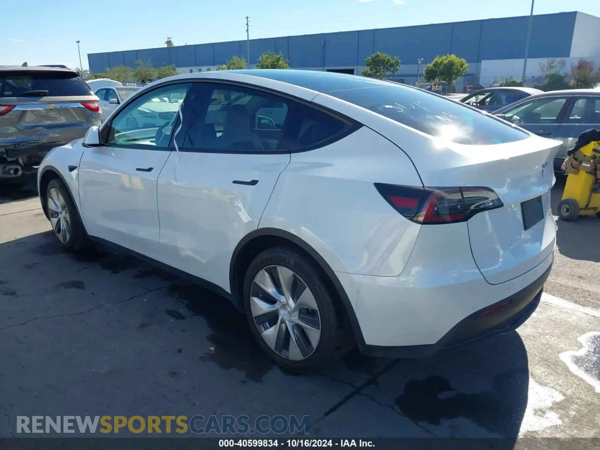 3 Photograph of a damaged car 5YJYGDEE1MF269917 TESLA MODEL Y 2021