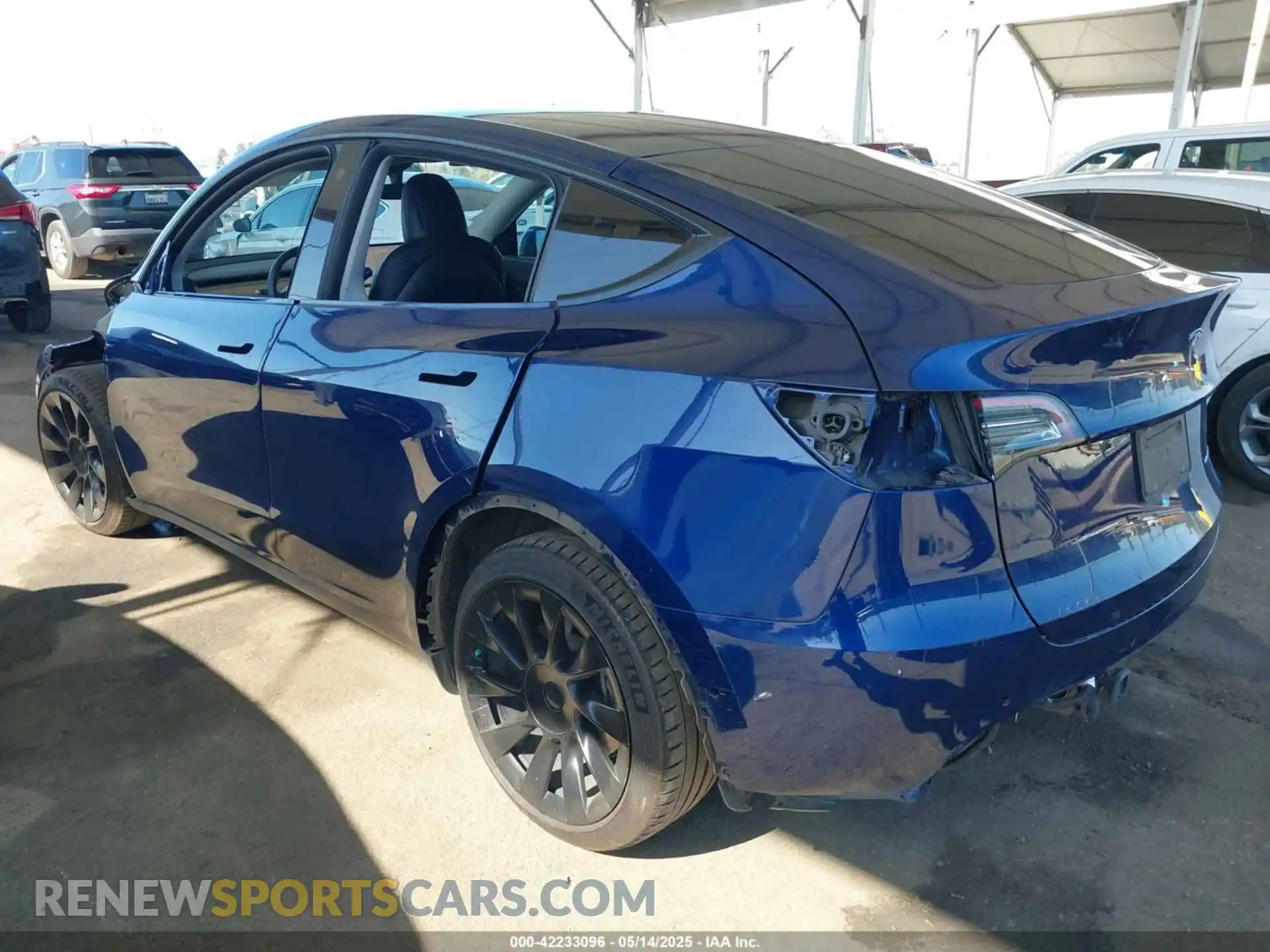 3 Photograph of a damaged car 5YJYGDEE1MF296454 TESLA MODEL Y 2021