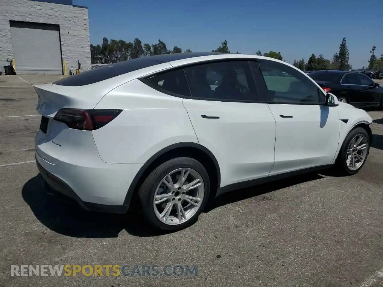 3 Фотография поврежденного автомобиля 5YJYGDEE1MF296776 TESLA MODEL Y 2021