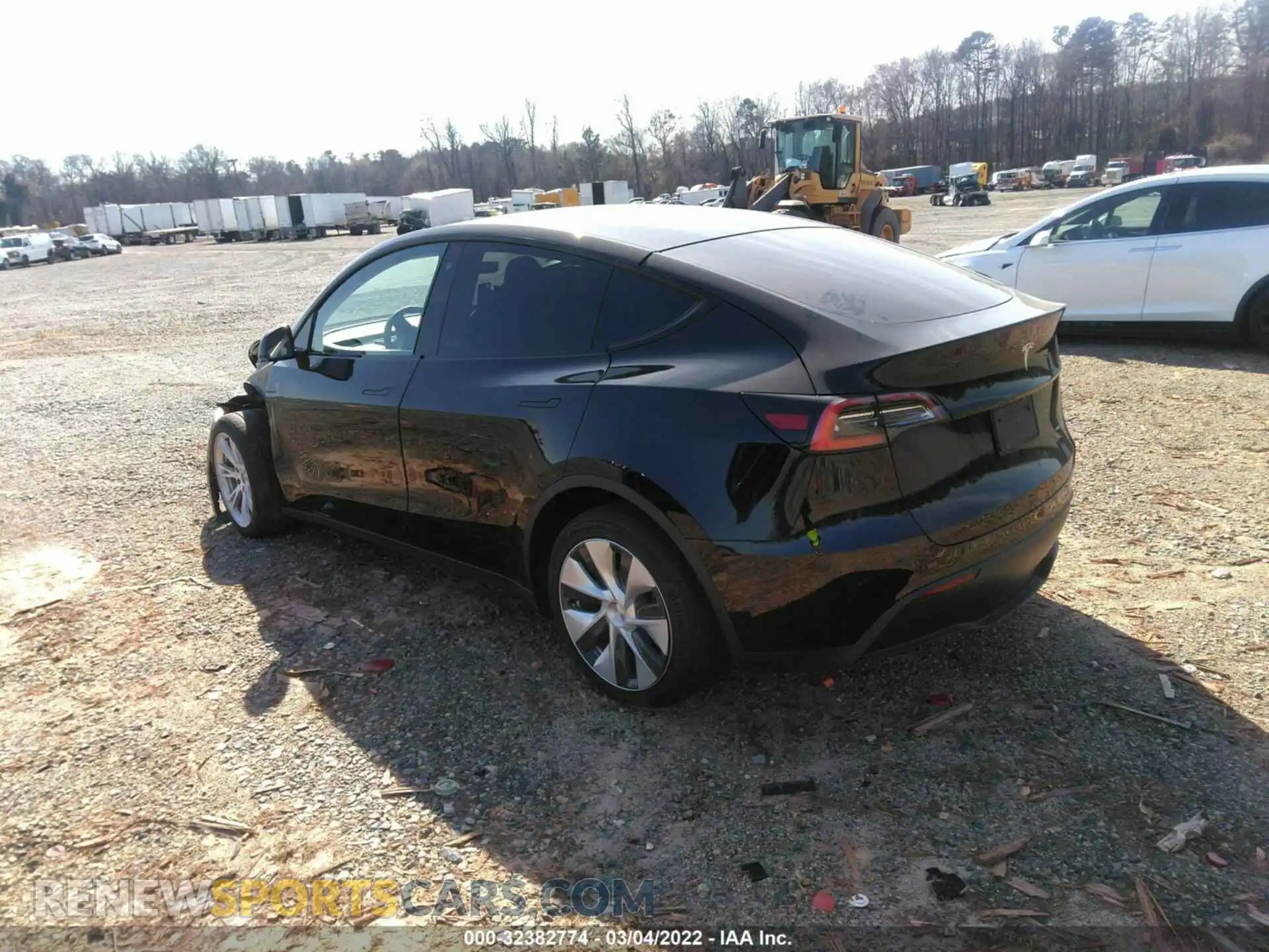 3 Photograph of a damaged car 5YJYGDEE2MF060170 TESLA MODEL Y 2021