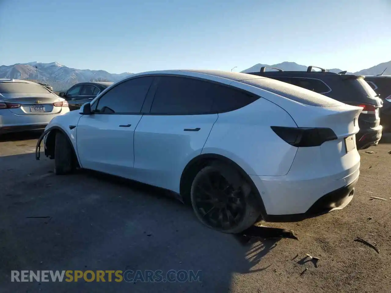 2 Фотография поврежденного автомобиля 5YJYGDEE2MF061271 TESLA MODEL Y 2021