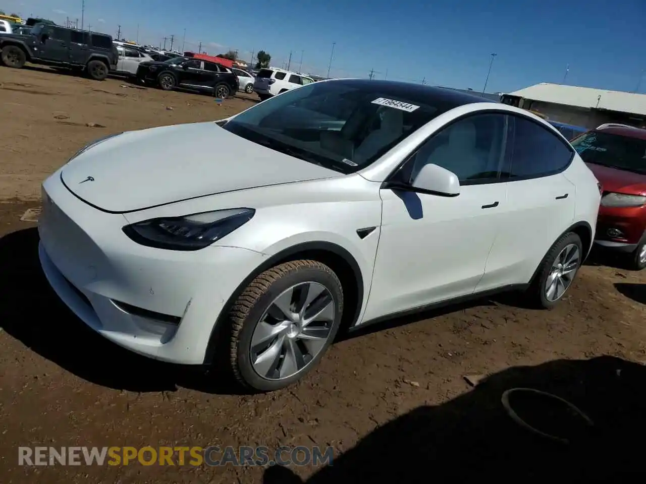 1 Photograph of a damaged car 5YJYGDEE2MF088017 TESLA MODEL Y 2021