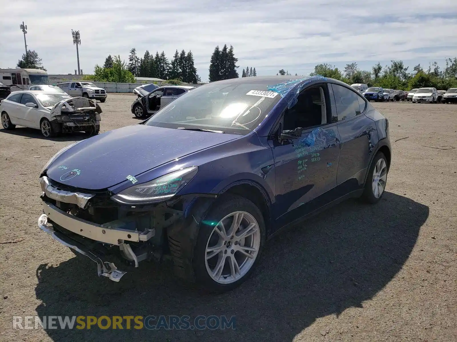 2 Photograph of a damaged car 5YJYGDEE2MF091743 TESLA MODEL Y 2021