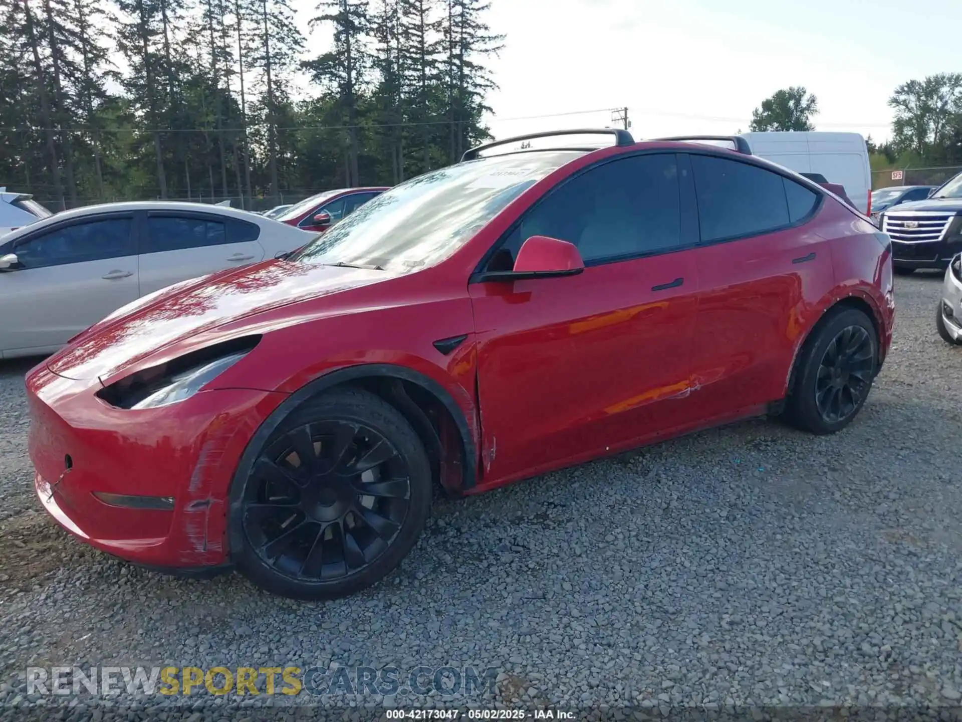 2 Photograph of a damaged car 5YJYGDEE2MF099373 TESLA MODEL Y 2021