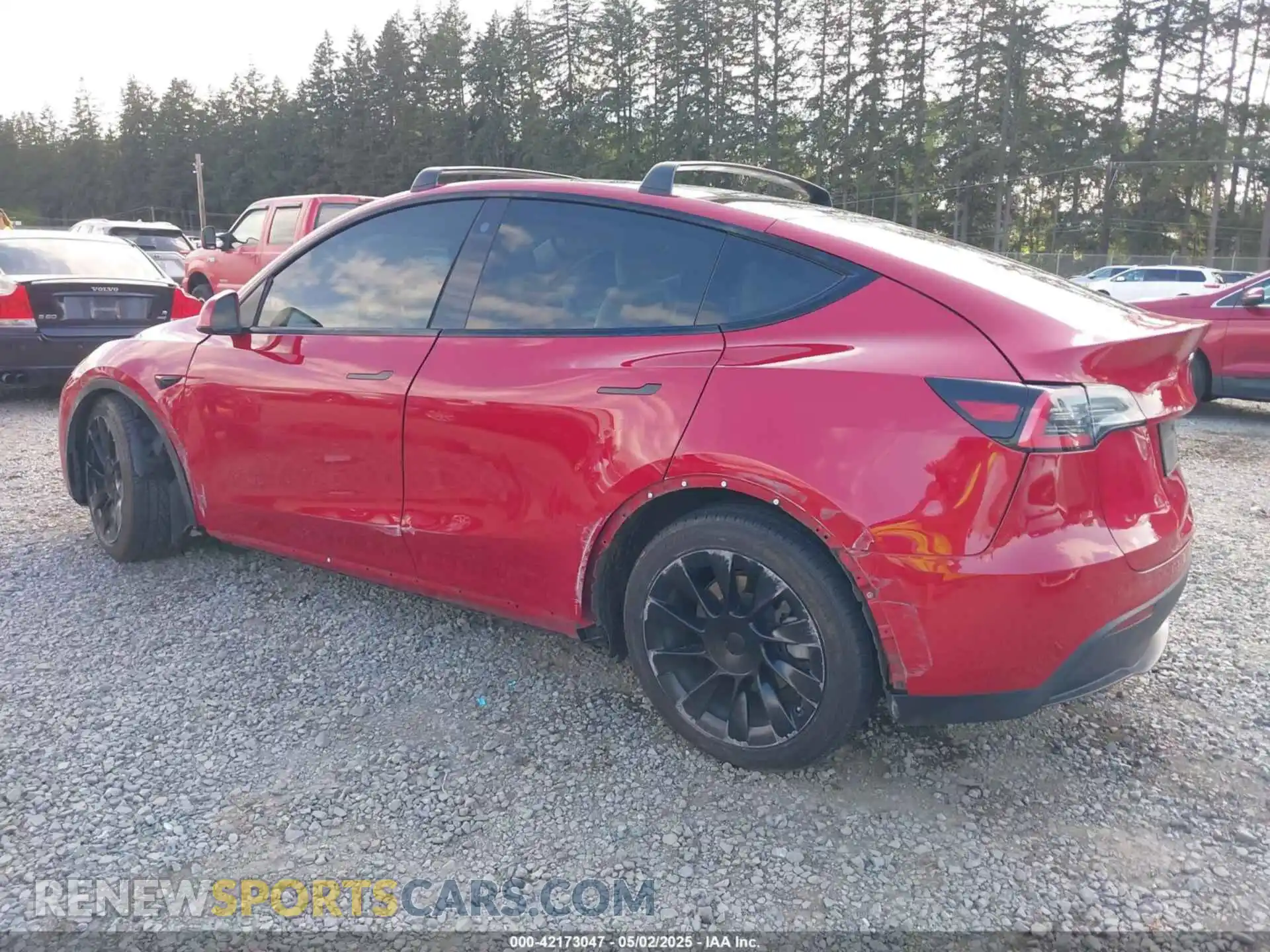 3 Photograph of a damaged car 5YJYGDEE2MF099373 TESLA MODEL Y 2021