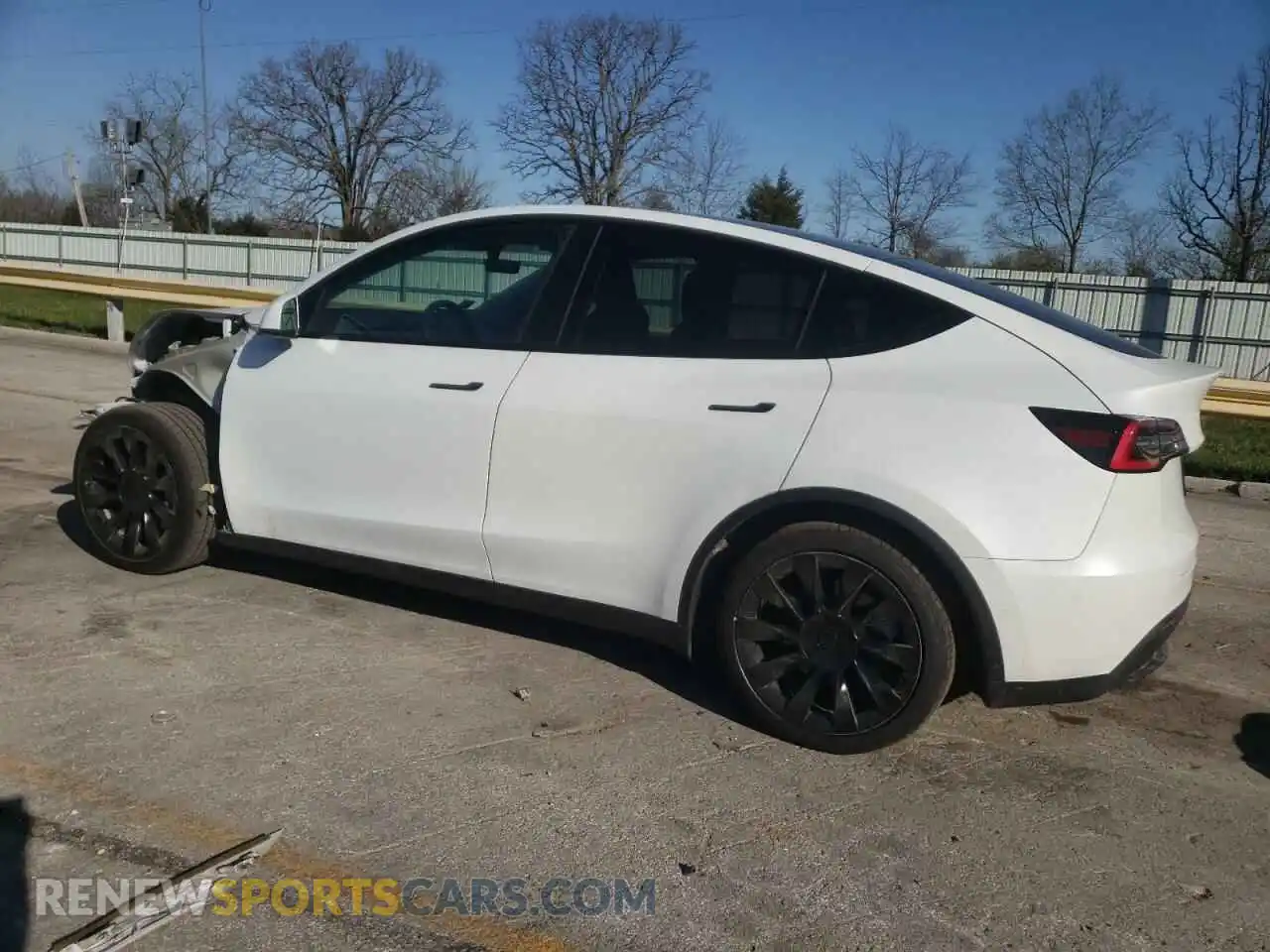 2 Фотография поврежденного автомобиля 5YJYGDEE2MF100232 TESLA MODEL Y 2021
