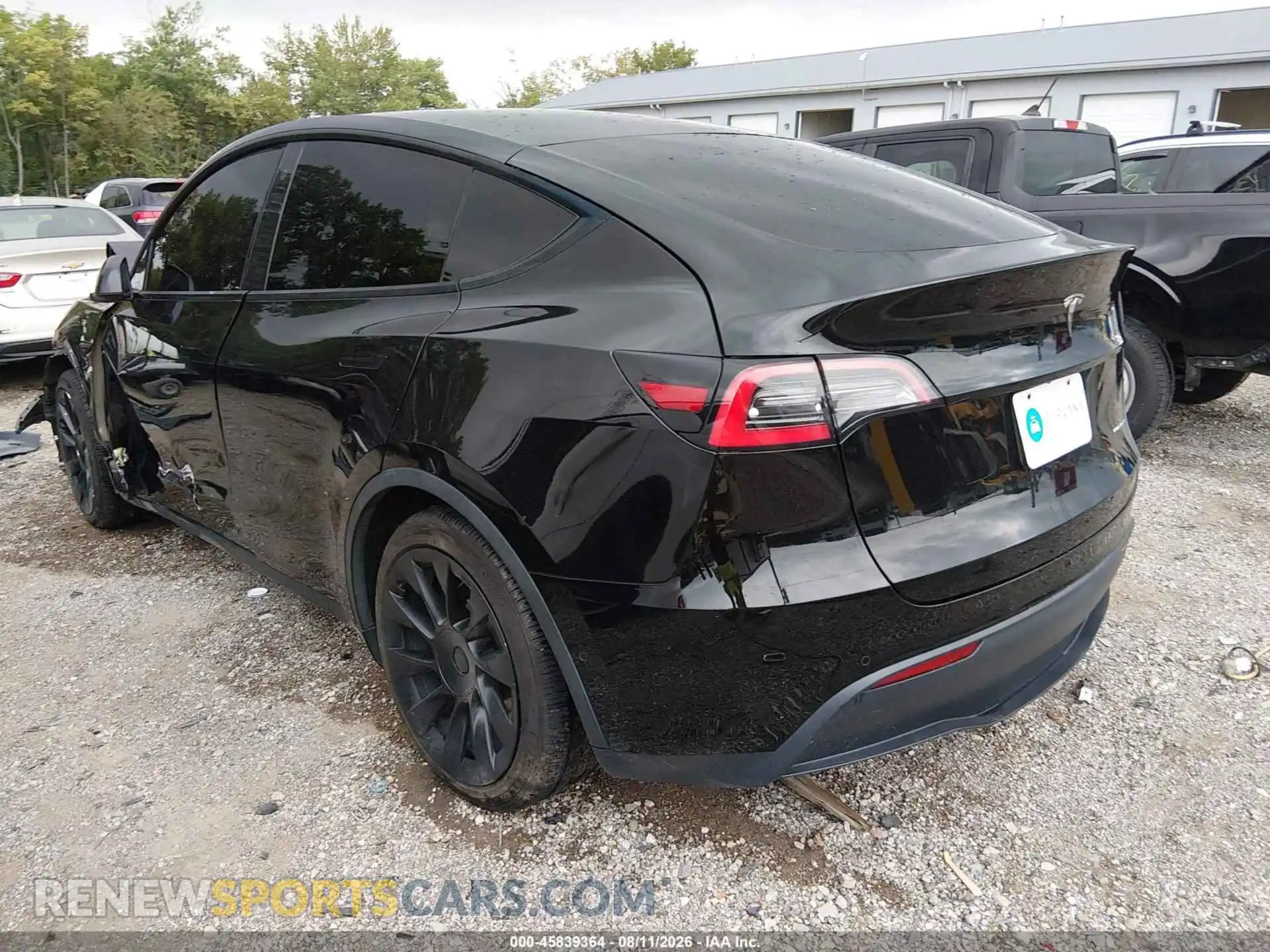 3 Photograph of a damaged car 5YJYGDEE2MF130606 TESLA MODEL Y 2021