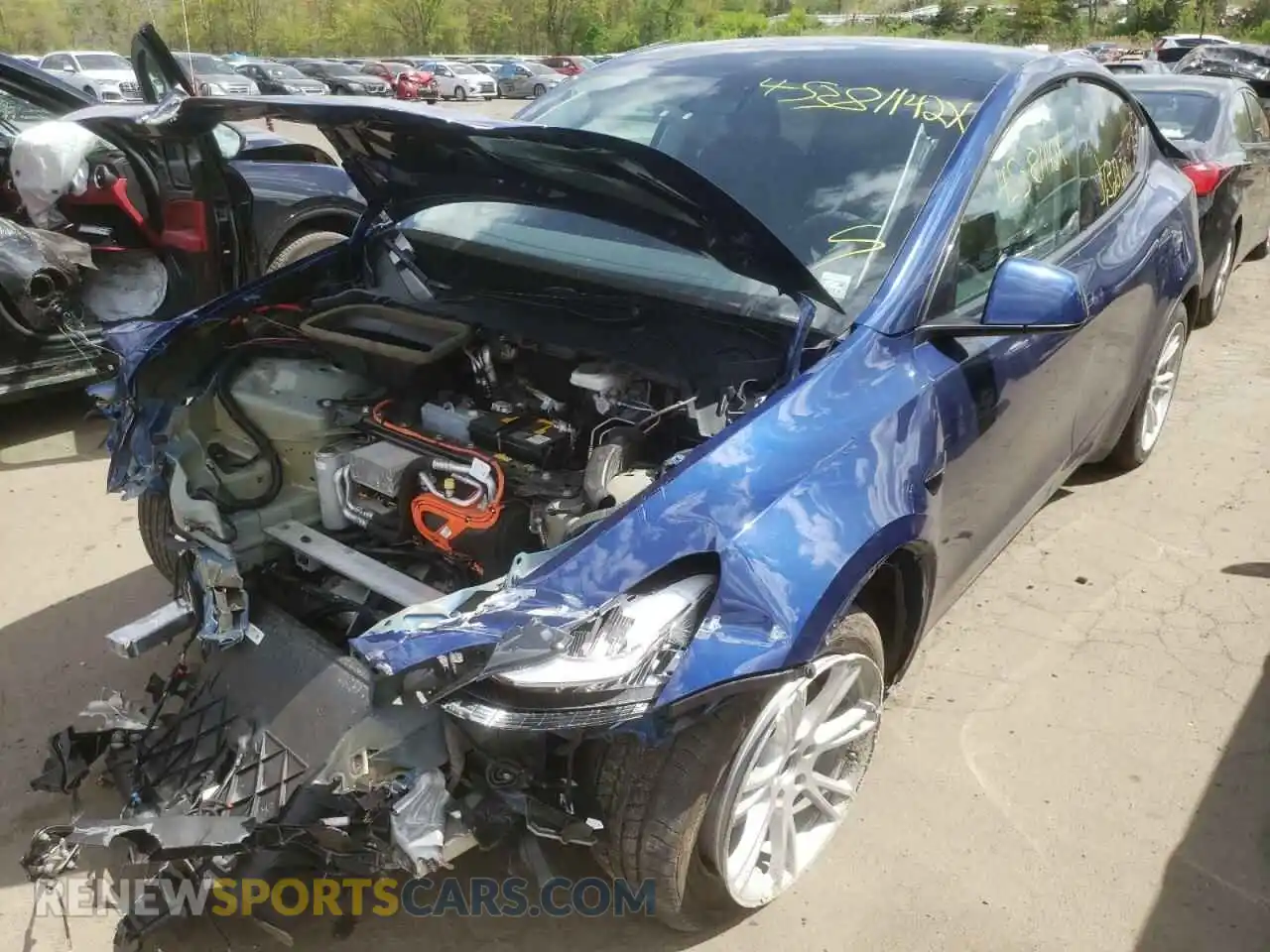 2 Photograph of a damaged car 5YJYGDEE2MF131156 TESLA MODEL Y 2021