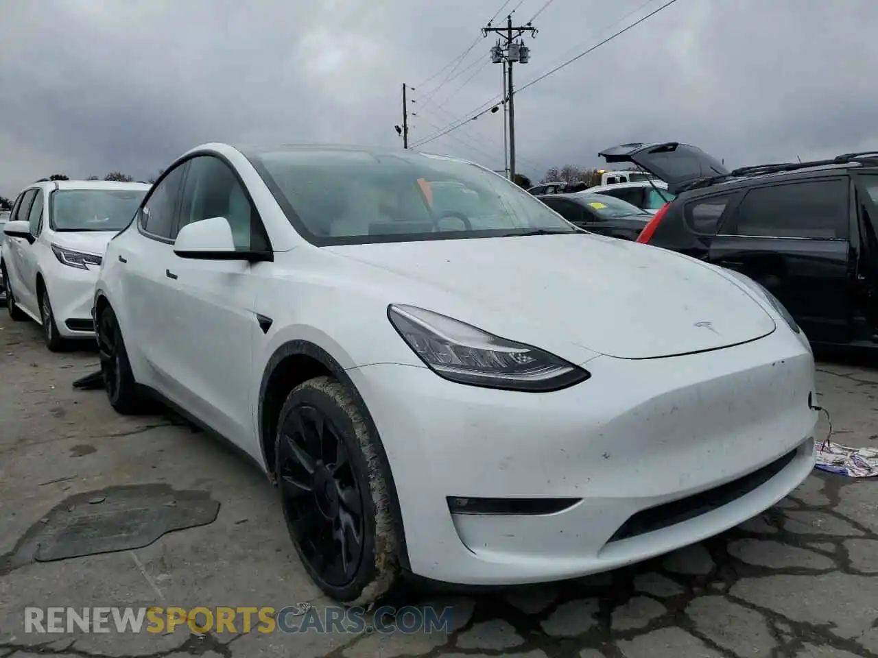1 Photograph of a damaged car 5YJYGDEE2MF144425 TESLA MODEL Y 2021