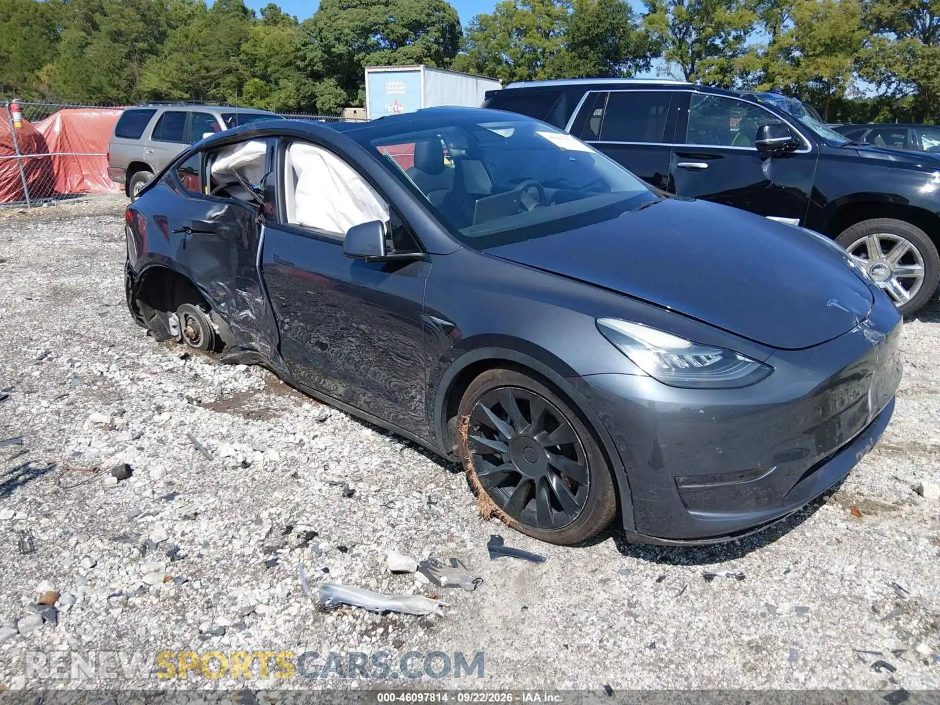 1 Photograph of a damaged car 5YJYGDEE2MF161337 TESLA MODEL Y 2021