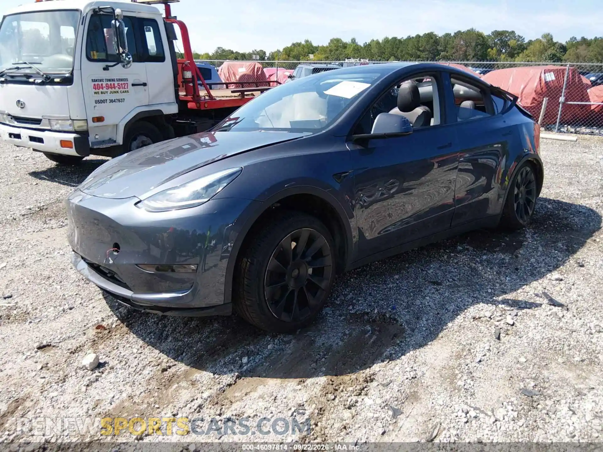2 Photograph of a damaged car 5YJYGDEE2MF161337 TESLA MODEL Y 2021