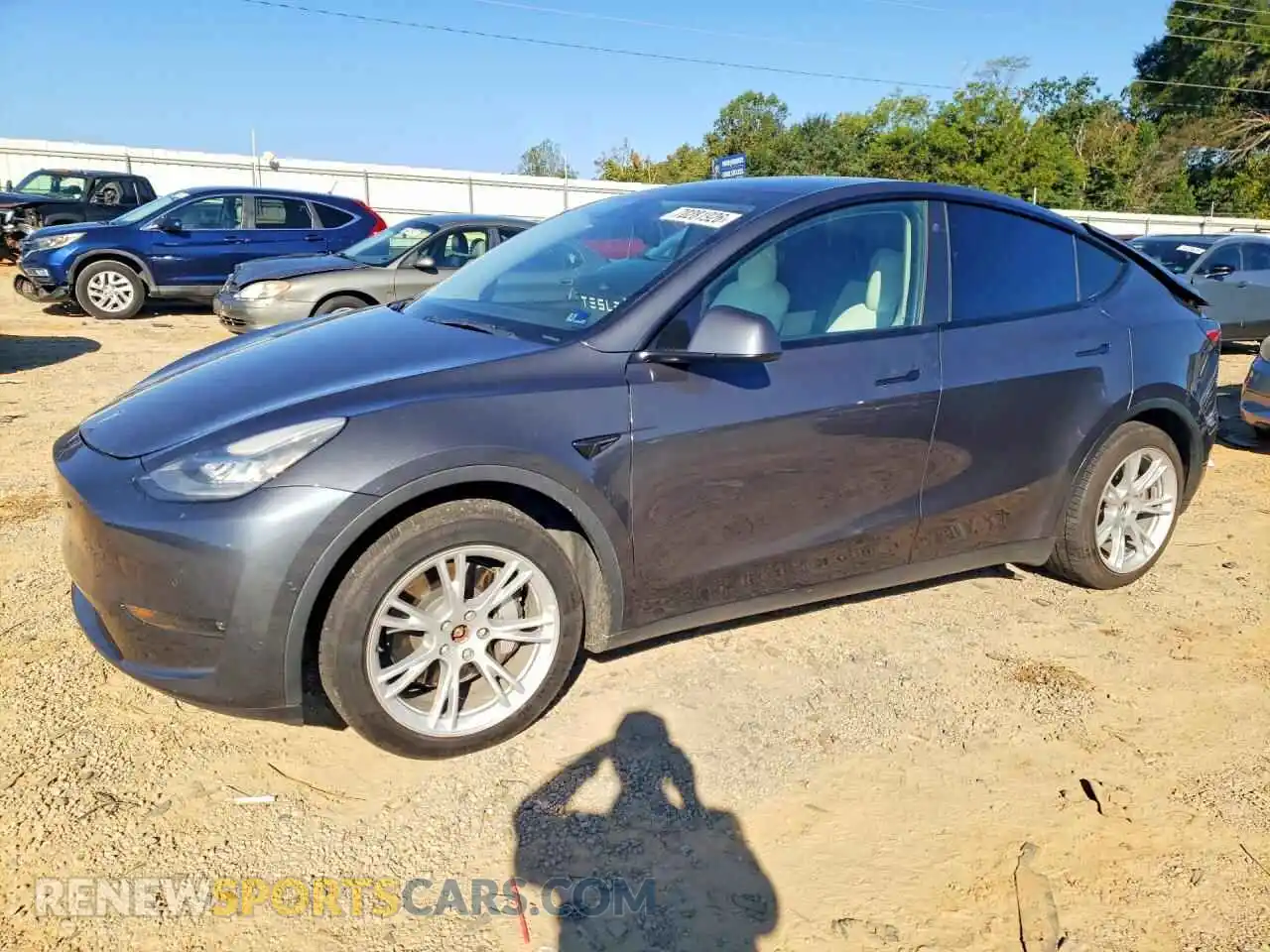 1 Photograph of a damaged car 5YJYGDEE2MF189977 TESLA MODEL Y 2021