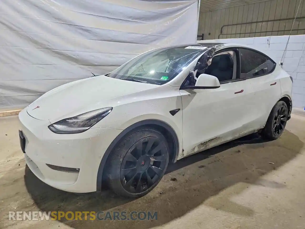 1 Фотография поврежденного автомобиля 5YJYGDEE2MF191017 TESLA MODEL Y 2021